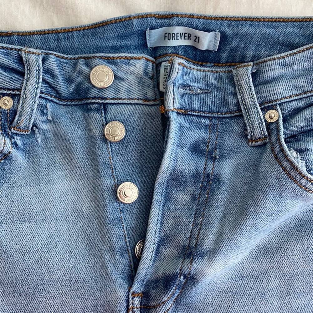 Forever 21 light wash distressed jeans